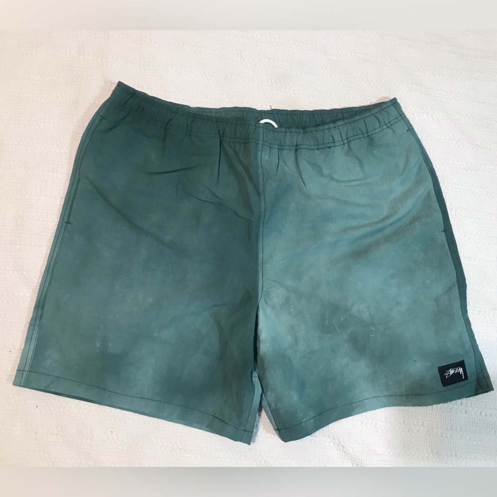 WAVE DYED NYLON SHORTS